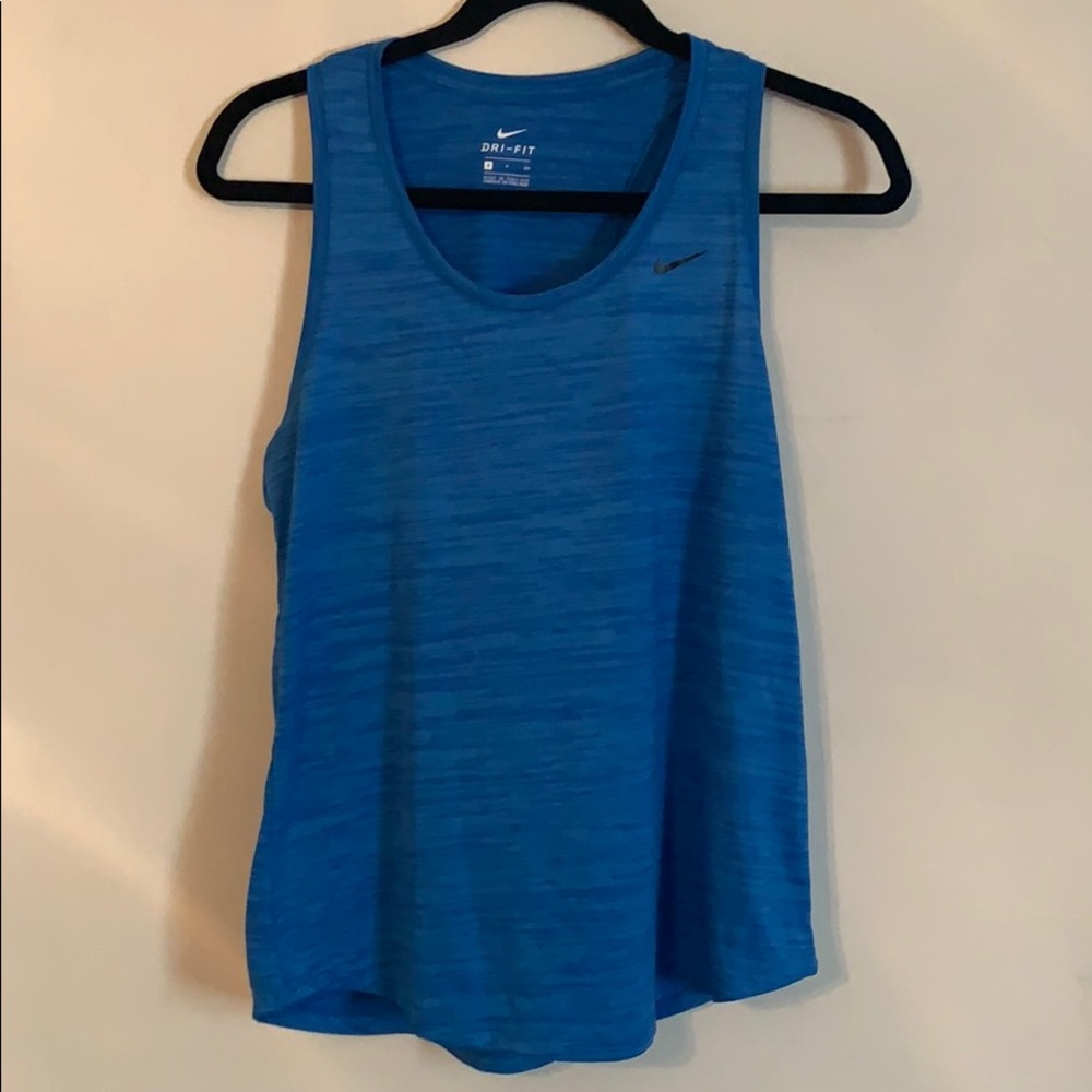 Nike tank